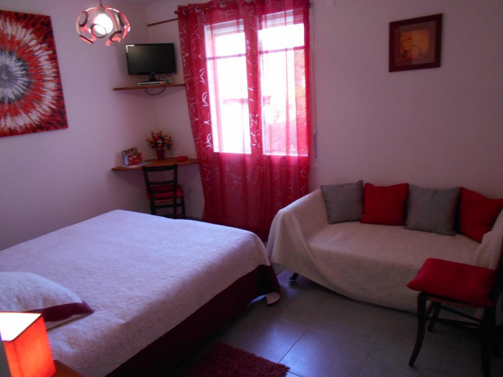 Les Tilleuls B&B Orange  Pokój zdjęcie