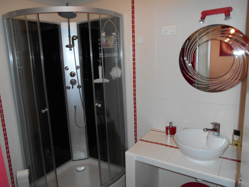 Les Tilleuls B&B Orange  Pokój zdjęcie
