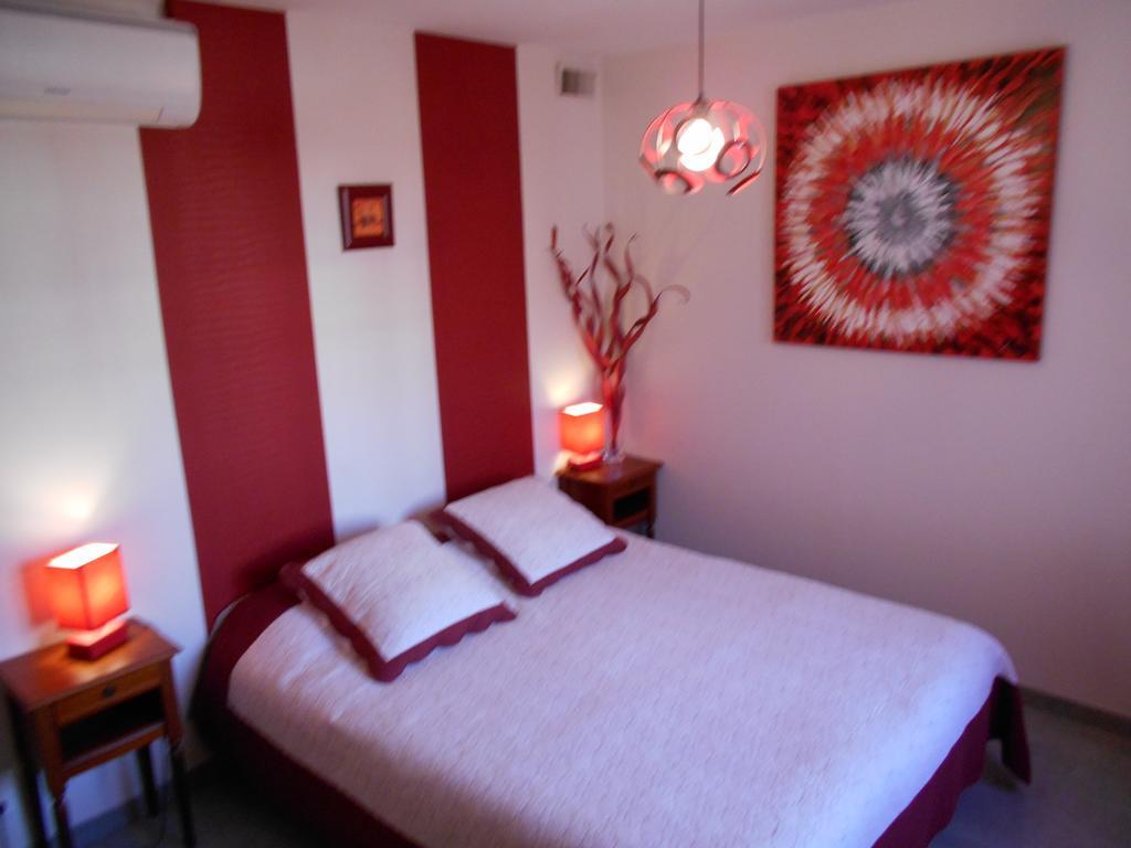 Les Tilleuls B&B Orange  Pokój zdjęcie